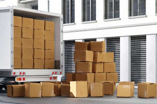 Einlagerung - Robert Kneschke - stock.adobe.com